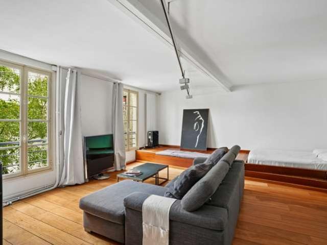 Studio à louer à Anvers Montholon, Paris