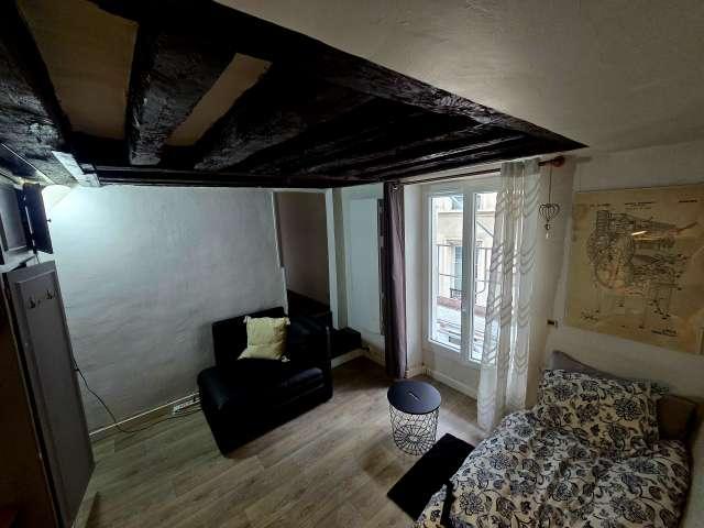 Studio à louer à Arsenal, Paris