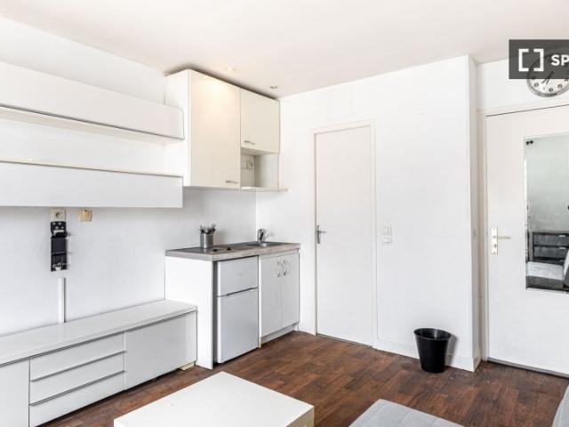 Studio à louer à Bastille Popincourt, Paris
