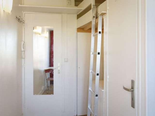 Studio à louer à Batignolles Monceau, Paris 17e