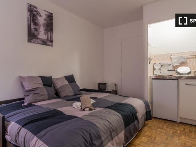 Studio à louer à Belleville, Paris