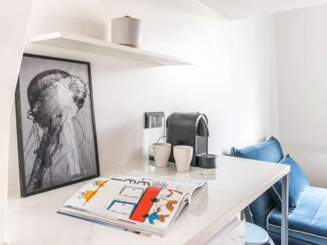 Studio à louer à Blanche Trinité, Paris