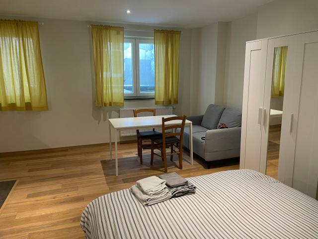 Studio à louer à Brussels, Gierstraat