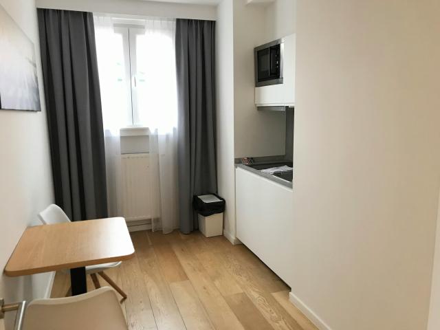 Studio à louer à Brussels, Quai au Foin