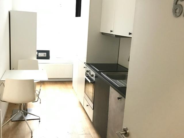 Studio à louer à Brussels, Rue des Commerçants