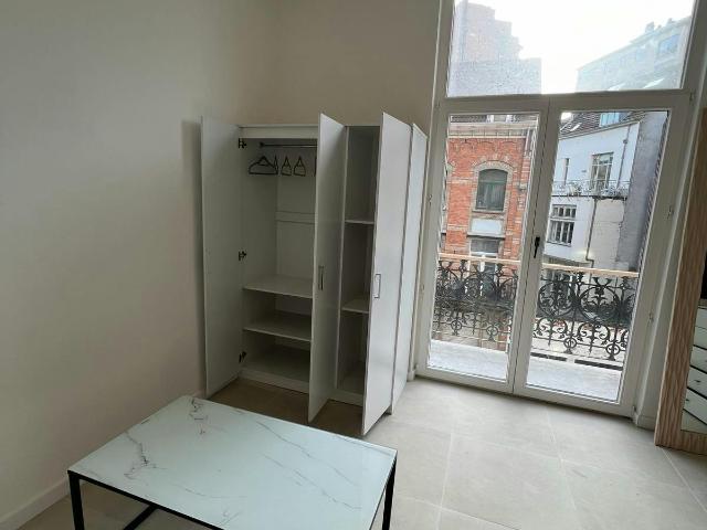 Studio à louer à Brussels, Rue des Eburons