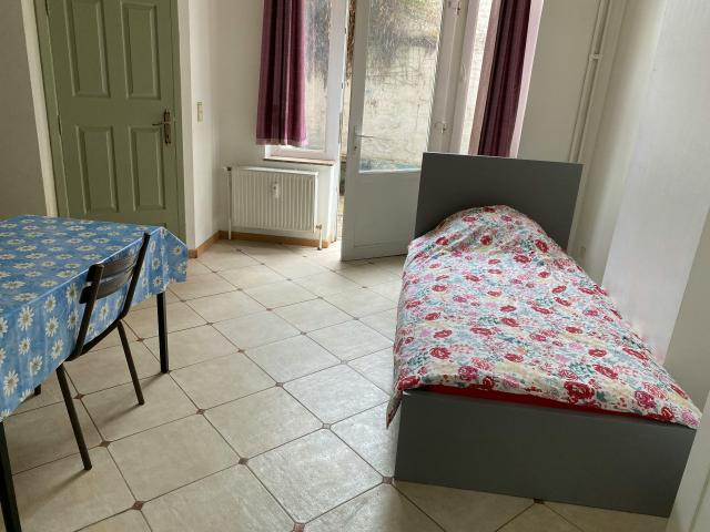Studio à louer à Brussels, Rue Saint Christophe