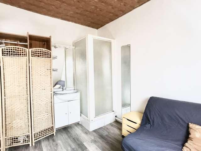 Studio à louer à Cambronne Garibaldi, Paris