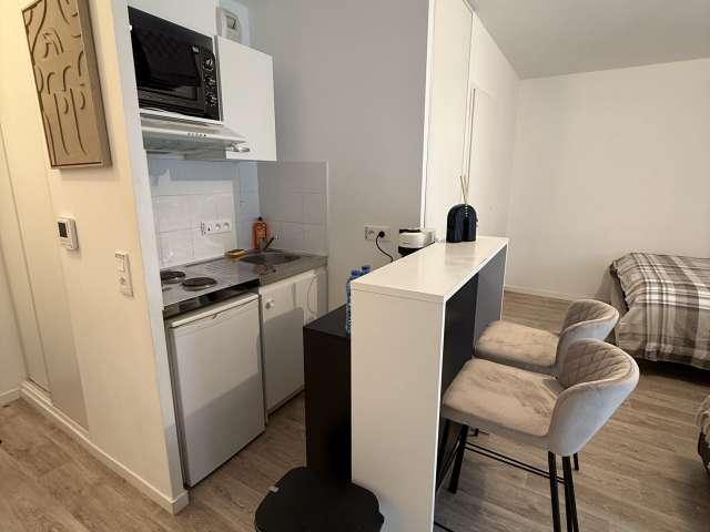 Studio à louer à Carrières sous Poissy, Paris