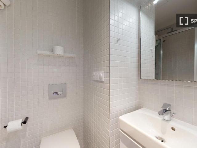 Studio à louer à Champerret Berthier, Paris