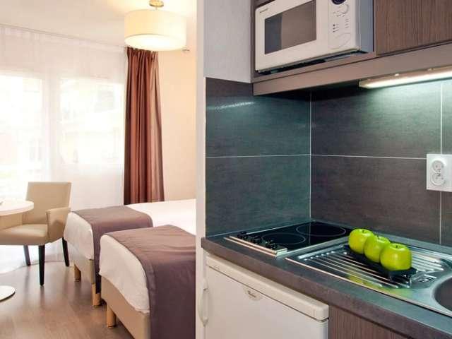Studio à louer à Courbevoie