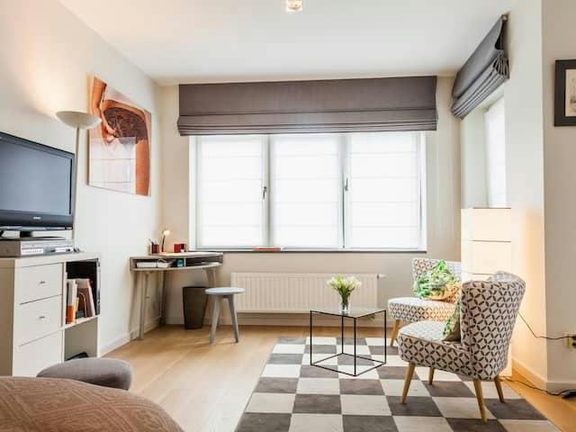 Studio à louer à Etterbeek, Avenue des Volontaires