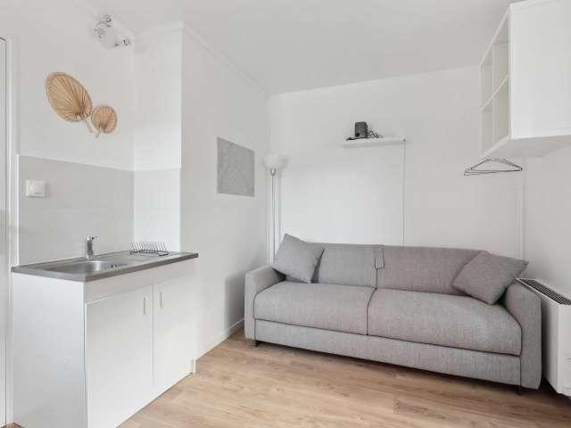 Studio à louer à Émeriau Zola, Paris