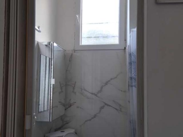 Studio à louer à Fresnes, Paris