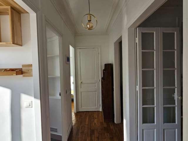 Studio à louer à Gambetta, Paris