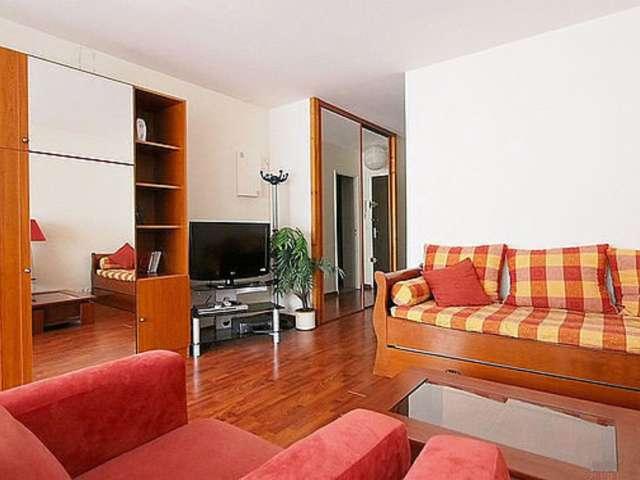 Studio à louer à Gambetta, Paris