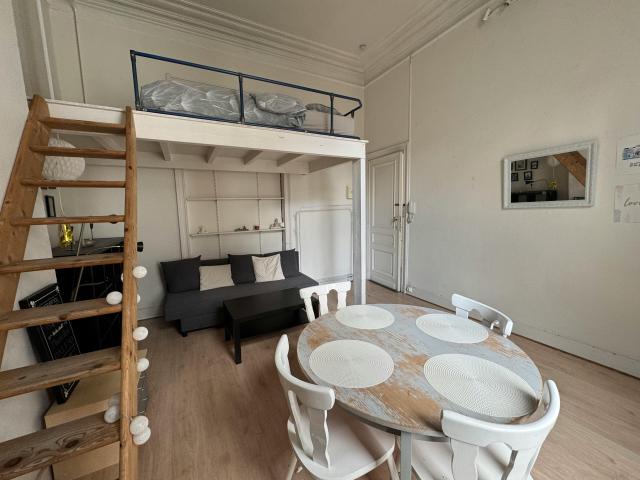 Studio à louer à Ixelles, Boulevard Général Jacques