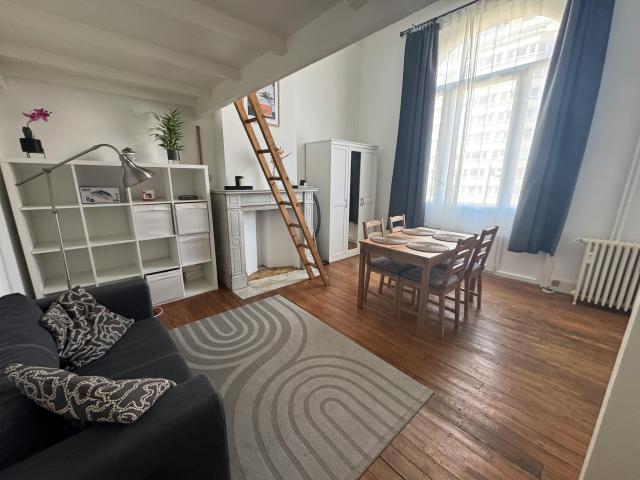 Studio à louer à Ixelles, Boulevard Général Jacques