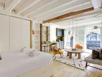 Studio à louer à la Monnaie, Paris