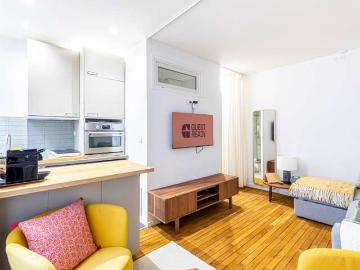 Studio à louer à Legendre Lévis, Paris