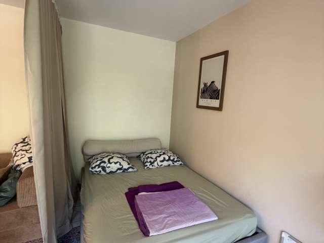 Studio à louer à Puteaux, Paris