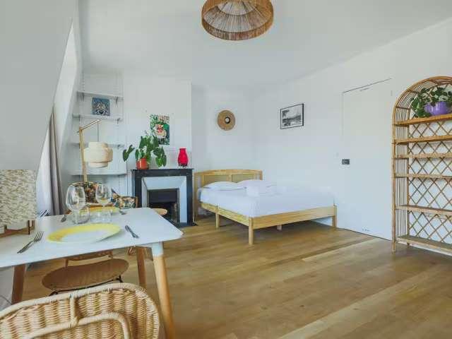 Studio à louer à Pernéty, Paris