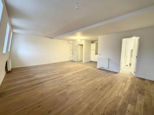 Studio à louer à Rue de la Monnaie 14 Namur