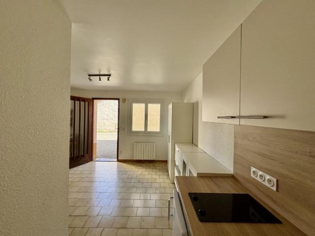 STUDIO A LOUER A ROANNE IUT