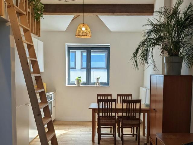 Studio à louer à Saint Nicolas, Rue des Grands Champs