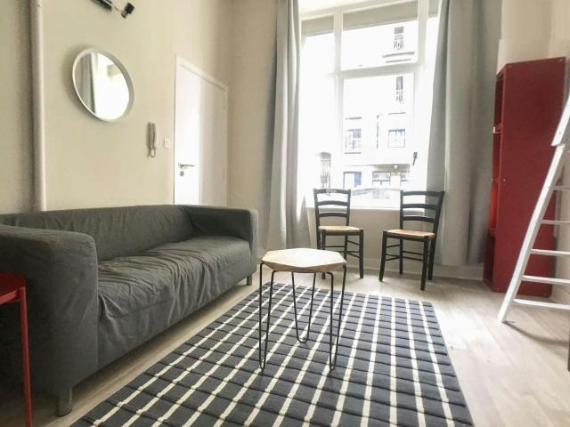 Studio à louer à Saint Gilles, Avenue Ducpétiaux