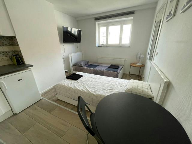 Studio à louer à Saint Gilles, Rue du Monténégro