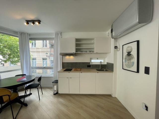 Studio à louer à Saint Gilles, Rue Jourdan