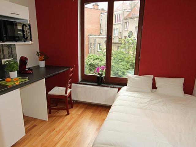 Studio à louer à Saint Josse ten Noode, Rue Saint Josse