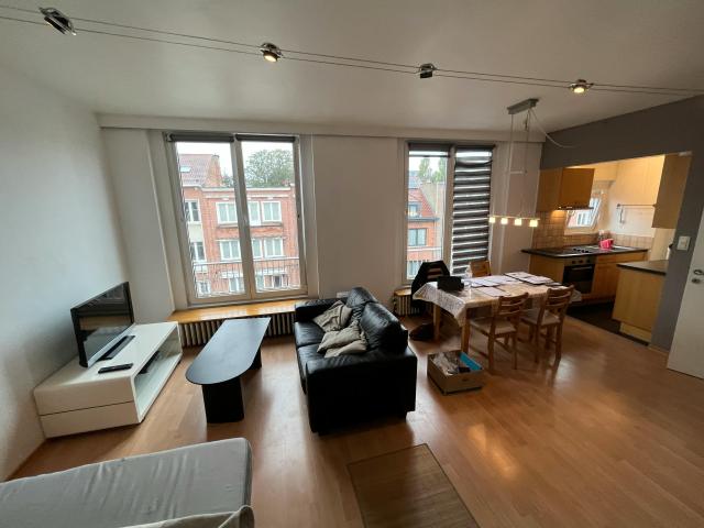 Studio à louer à Schaerbeek, Rue Knapen