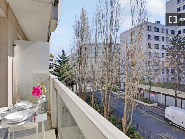 Studio à louer à Villette, Paris