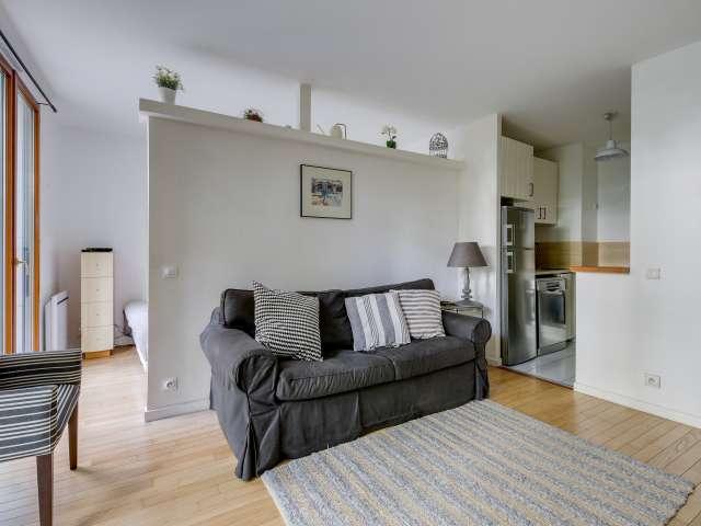 Studio à louer à 15Ème Arrondissement, Paris