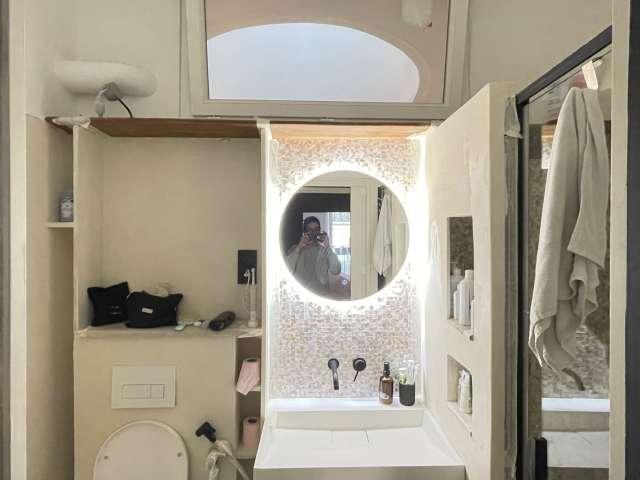 Studio à louer au Chapitre, Marseille