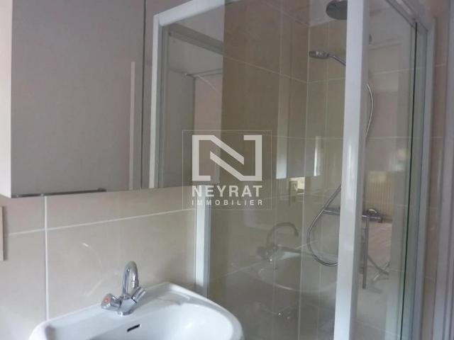 STUDIO A LOUER AUTUN CENTRE 29.39 m2 304 € charges comprises par mois: Immobilier AUTUN | Neyrat Immobilier