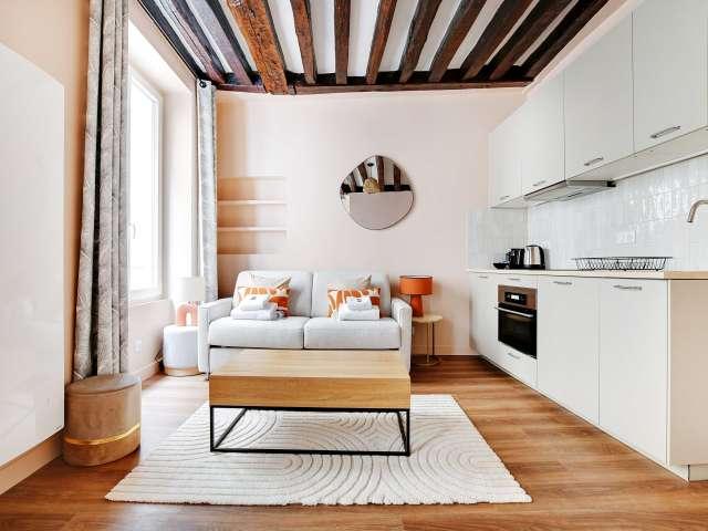 Studio à louer aux Arts et Métiers, Paris