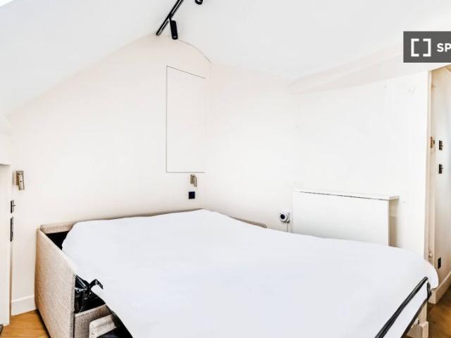 Studio à louer aux Archives, Paris