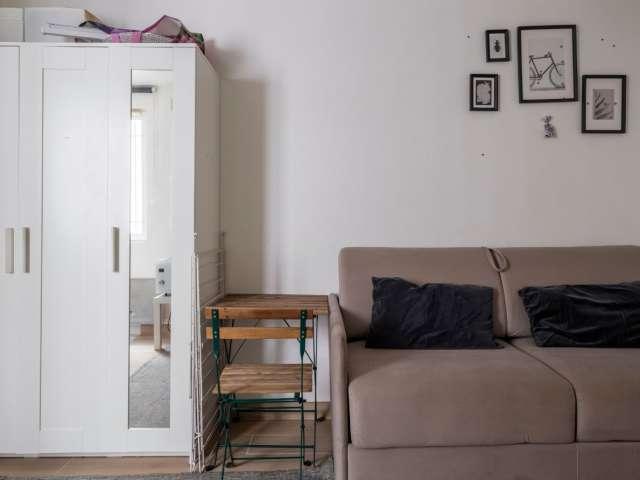 Studio à louer aux Batignolles, Paris