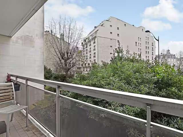 Studio à louer aux Sablons, Paris