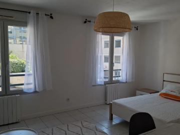 STUDIO A LOUER CALUIRE ET CUIRE Coste Croix Rousse 28.78 m2 760 € charges comprises par mois: Immobilier CALUIRE ET CUIRE | Agence immobilière à Lyon Galyo