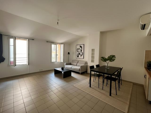 Studio à Louer Centre Ville Aubagne