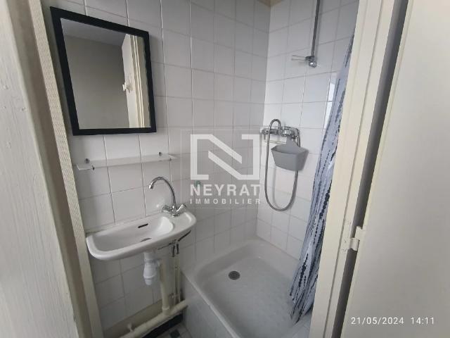 STUDIO A LOUER CHALON SUR SAONE BOUCICAUT 14.11 m2 311 € charges comprises par mois: Immobilier CHALON SUR SAONE | Neyrat Immobilier