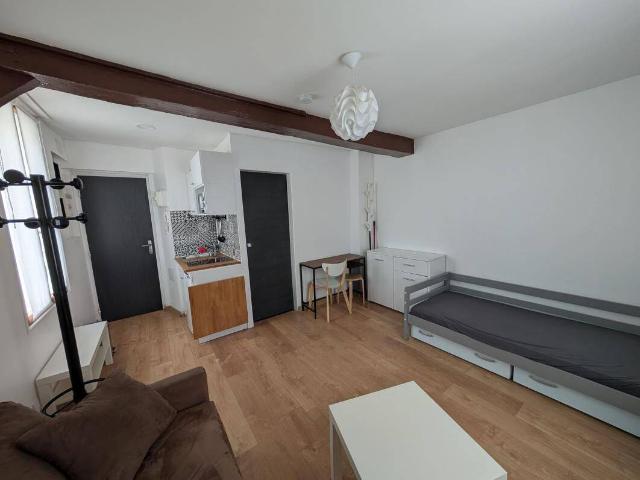 Studio À Louer COMPIEGNE