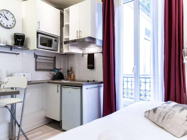 Studio à louer dans le 18ème arrondissement, Paris
