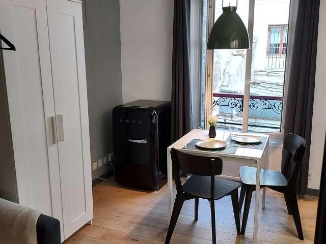 Studio à louer Faubourg du Temple Hôpital, Paris