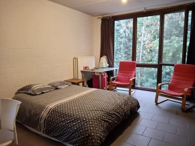 Studio à louer Louvain La Neuve, cadre verdoyant