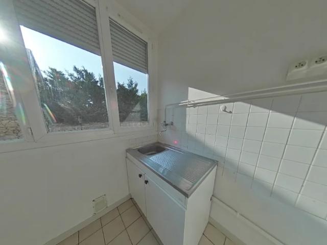 STUDIO A LOUER LYON 3EME ARRONDISSEMENT Monchat Bonnand 26.84 m2 488 € charges comprises par mois: Immobilier LYON 3EME ARRONDISSEMENT | Agence immobilière à Lyon Galyo